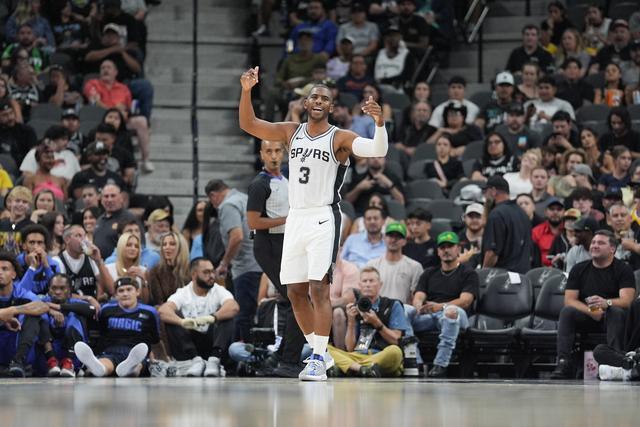 布朗32分米切尔空砍33分 凯尔特人大胜骑士1-0